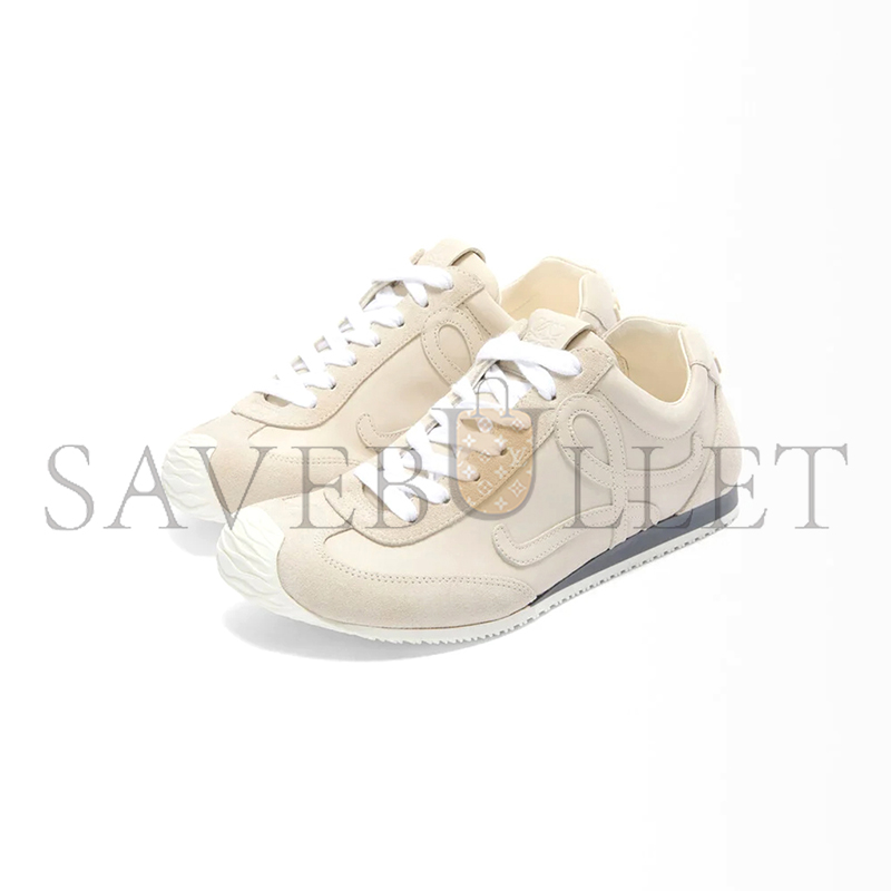 LOEWE BALLET RUNNER 2.0 IN NYLON AND CALFSKIN LLBR282X03 2 LOEWE BALLET RUNNER 2.0 IN NYLON AND CALFSKIN LLBR282X03 2